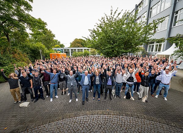Gruppenfoto mit den neuen Auszubildenden
