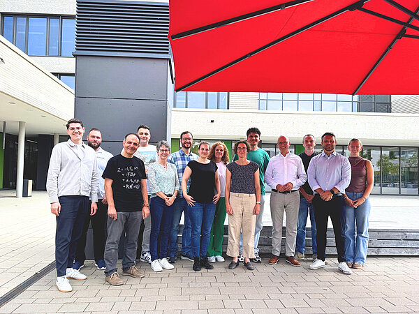 Gruppenfoto der Teilnehmenden am vierten Netzwerktreffen der MINT Zentren